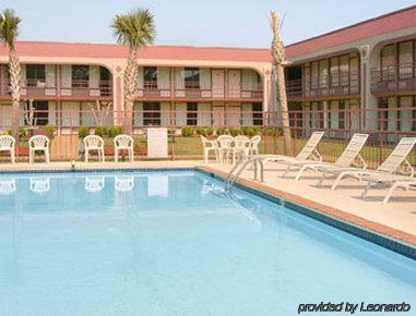 Red Roof - Midtown 2*