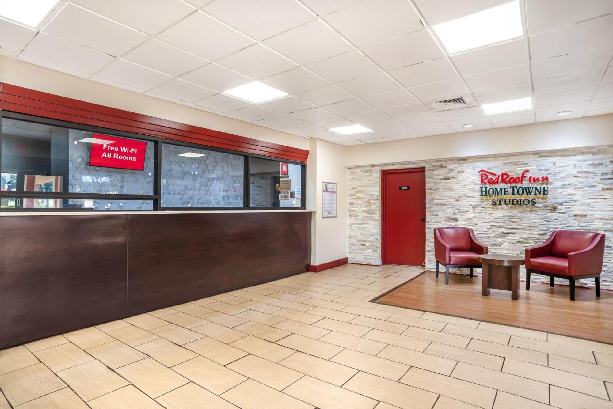 Motel Red Roof - Midtown 2*
